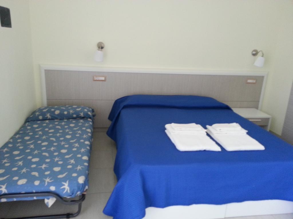 Il Girasole Formia Guesthouse Rooms 外观 照片
