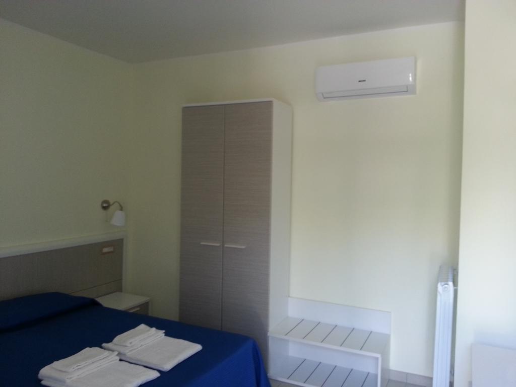 Il Girasole Formia Guesthouse Rooms 外观 照片